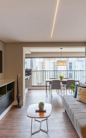 Apartamento à venda com 107m², 3 quartos e 2 vagas Apartamento à venda com 107m², 3 quartos e 2 vagasSala