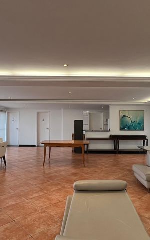 Apartamento à venda com 118m², 3 quartos e 2 vagas Apartamento à venda com 118m², 3 quartos e 2 vagasSalão de Festas