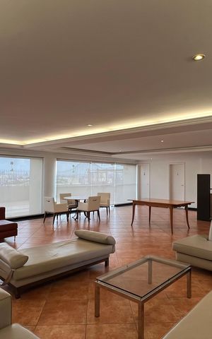 Apartamento à venda com 118m², 3 quartos e 2 vagas Apartamento à venda com 118m², 3 quartos e 2 vagasSalão de Festas
