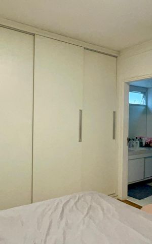 Apartamento à venda com 118m², 3 quartos e 2 vagas Apartamento à venda com 118m², 3 quartos e 2 vagasSuite