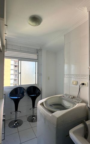 Apartamento à venda com 94m², 3 quartos e 2 vagas Apartamento à venda com 94m², 3 quartos e 2 vagasÁrea de Serviço