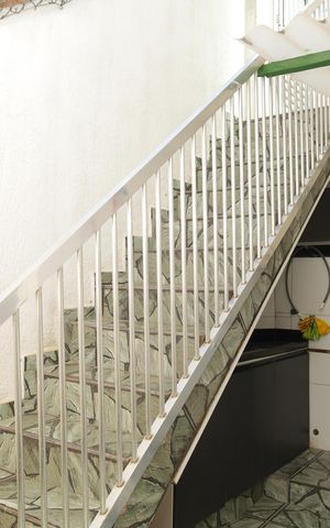 Casa à venda com 240m², 2 quartos e 1 vagaÁrea de Serviço