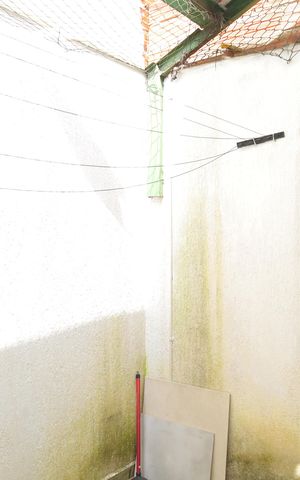 Casa à venda com 240m², 2 quartos e 1 vagaÁrea de Serviço