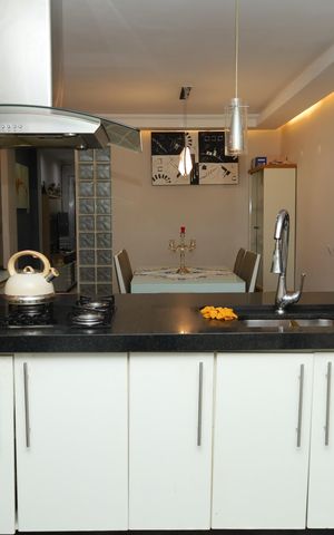 Casa à venda com 240m², 2 quartos e 1 vagaCozinha