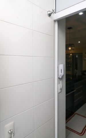Apartamento à venda com 72m², 2 quartos e 2 vagas Apartamento à venda com 72m², 2 quartos e 2 vagasÁrea de Serviço