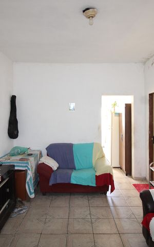 Casa à venda com 180m², 3 quartos e 3 vagasSala 2