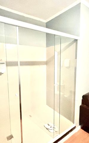 Casa à venda com 327m², 8 quartos e 2 vagas Casa à venda com 327m², 8 quartos e 2 vagasQuarto suíte 2