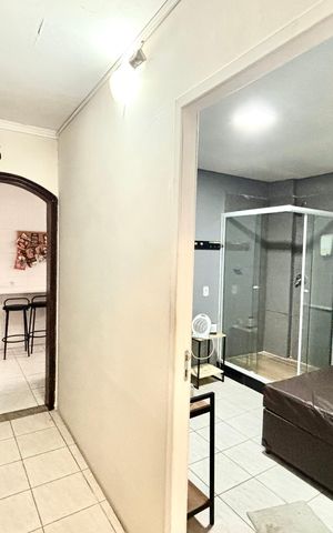 Casa à venda com 327m², 8 quartos e 2 vagas Casa à venda com 327m², 8 quartos e 2 vagasQuarto suíte 1