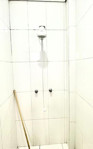 Casa à venda com 327m², 8 quartos e 2 vagas Casa à venda com 327m², 8 quartos e 2 vagasBanheiro 1