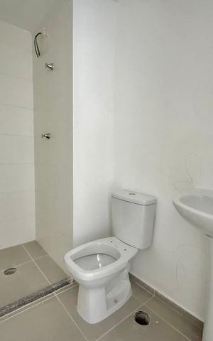 Apartamento para alugar com 45m², 2 quartos e 1 vaga Apartamento para alugar com 45m², 2 quartos e 1 vagaBanheiro