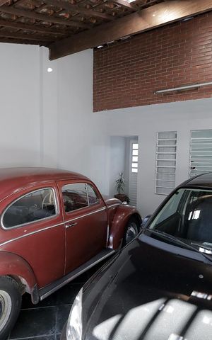Casa à venda com 90m², 2 quartos e 2 vagas Casa à venda com 90m², 2 quartos e 2 vagasGaragem