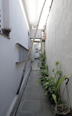 Casa à venda com 90m², 2 quartos e 2 vagas Casa à venda com 90m², 2 quartos e 2 vagasCorredor