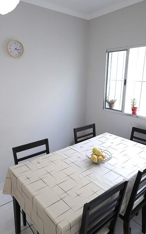 Casa à venda com 90m², 2 quartos e 2 vagas Casa à venda com 90m², 2 quartos e 2 vagasSala de Jantar