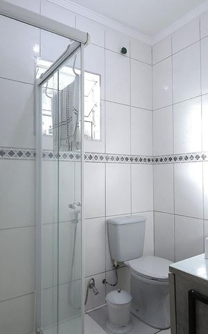 Casa à venda com 90m², 2 quartos e 2 vagas Casa à venda com 90m², 2 quartos e 2 vagasBanheiro