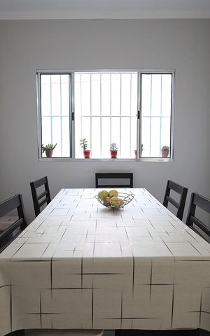Casa à venda com 90m², 2 quartos e 2 vagas Casa à venda com 90m², 2 quartos e 2 vagasSala de Jantar