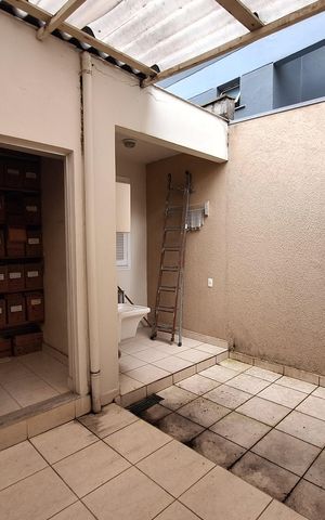 Casa à venda com 156m², 3 quartos e sem vaga Casa à venda com 156m², 3 quartos e sem vagaÁrea de Serviço
