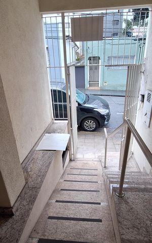 Casa à venda com 156m², 3 quartos e sem vaga Casa à venda com 156m², 3 quartos e sem vagaEntrada