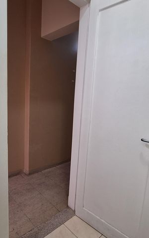 Casa à venda com 156m², 3 quartos e sem vaga Casa à venda com 156m², 3 quartos e sem vagaBanheiro