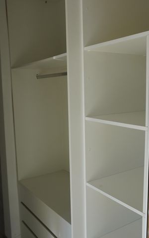Casa de condomínio para alugar com 370m², 4 quartos e 4 vagasCloset