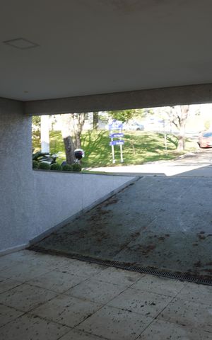 Casa de condomínio para alugar com 370m², 4 quartos e 4 vagasGaragem