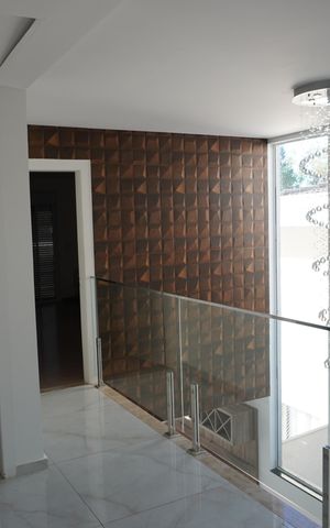Casa de condomínio para alugar com 370m², 4 quartos e 4 vagasPiso Superior