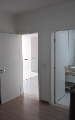 Casa de condomínio para alugar com 370m², 4 quartos e 4 vagasSuite 2