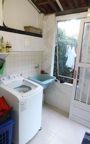 Casa de condomínio à venda com 300m², 3 quartos e sem vagaÁrea de Serviço