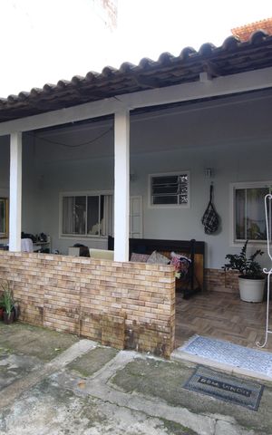 Casa de condomínio à venda com 300m², 3 quartos e sem vagaVaranda
