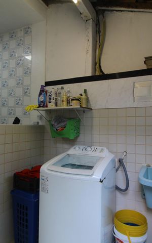 Casa de condomínio à venda com 300m², 3 quartos e sem vagaÁrea de Serviço