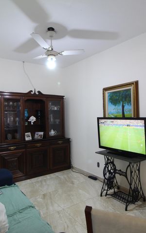 Casa de condomínio à venda com 300m², 3 quartos e sem vagaSala