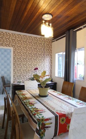 Casa de condomínio à venda com 300m², 3 quartos e sem vagaSala