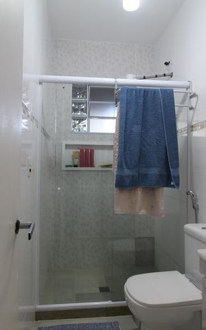 Casa de condomínio à venda com 300m², 3 quartos e sem vagaBanheiro