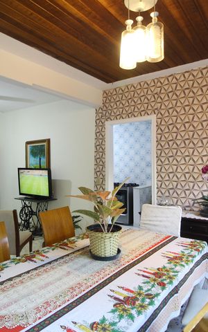 Casa de condomínio à venda com 300m², 3 quartos e sem vagaSala