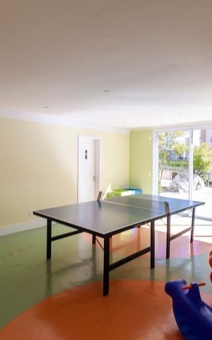 Apartamento à venda com 350m², 4 quartos e 5 vagas Apartamento à venda com 350m², 4 quartos e 5 vagasSalão de Jogos