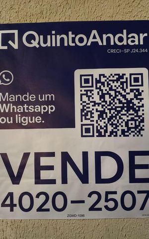 Casa à venda com 95m², 3 quartos e 2 vagas Casa à venda com 95m², 3 quartos e 2 vagasFachada