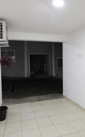 Casa à venda com 95m², 3 quartos e 2 vagasÁrea de Serviço