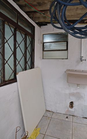 Casa para alugar com 5580m², 1 quarto e sem vagaÁrea de Serviço