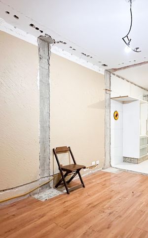 Casa à venda com 415m², 6 quartos e 3 vagas Casa à venda com 415m², 6 quartos e 3 vagasSala - Casa 1