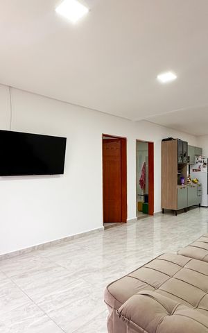 Casa à venda com 415m², 6 quartos e 3 vagas Casa à venda com 415m², 6 quartos e 3 vagasSala - Casa 2