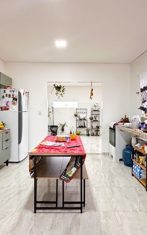 Casa à venda com 415m², 6 quartos e 3 vagas Casa à venda com 415m², 6 quartos e 3 vagasCozinha - Casa 2