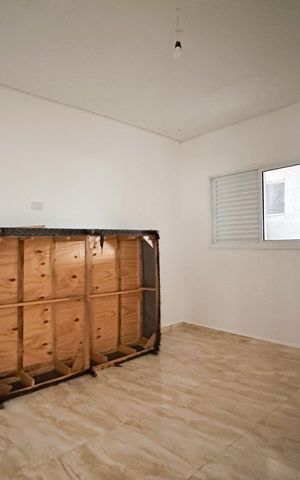 Casa à venda com 415m², 6 quartos e 3 vagas Casa à venda com 415m², 6 quartos e 3 vagasQuarto - Casa 3
