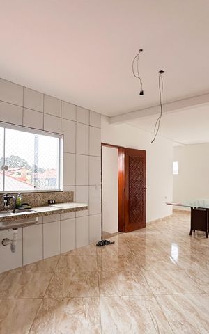 Casa à venda com 415m², 6 quartos e 3 vagas Casa à venda com 415m², 6 quartos e 3 vagasCozinha - Casa 3