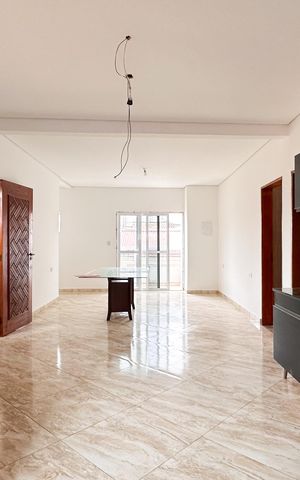 Casa à venda com 415m², 6 quartos e 3 vagas Casa à venda com 415m², 6 quartos e 3 vagasCozinha - Casa 3