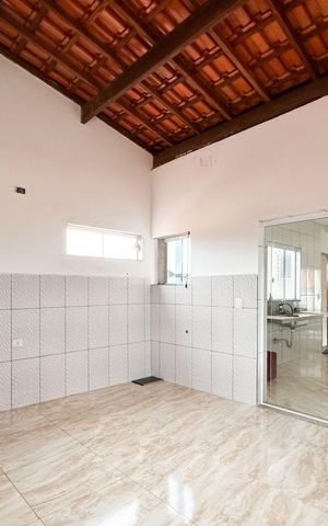 Casa à venda com 415m², 6 quartos e 3 vagas Casa à venda com 415m², 6 quartos e 3 vagasÁrea de Serviço - Casa 3