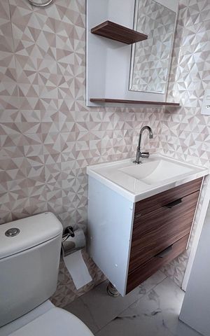 Apartamento à venda com 40m², 2 quartos e 1 vaga Apartamento à venda com 40m², 2 quartos e 1 vagaBanheiro