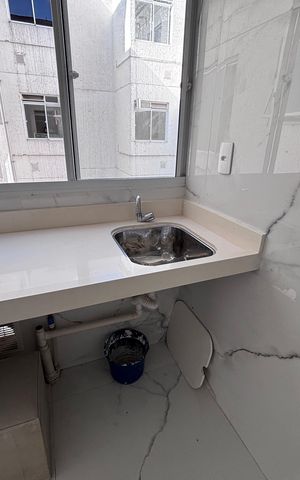 Apartamento à venda com 40m², 2 quartos e 1 vaga Apartamento à venda com 40m², 2 quartos e 1 vagaÁrea de Serviço