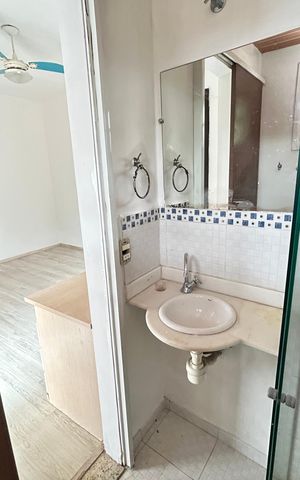 Casa à venda com 121m², 3 quartos e 2 vagasBanheiro Suíte