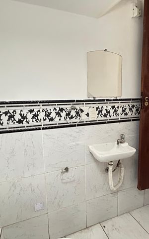 Casa à venda com 121m², 3 quartos e 2 vagasLavabo
