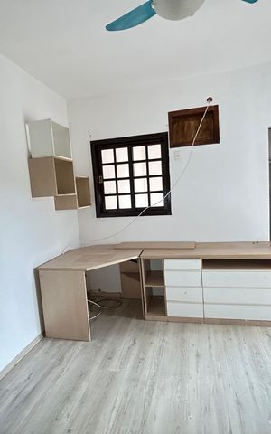 Casa à venda com 121m², 3 quartos e 2 vagasSuíte