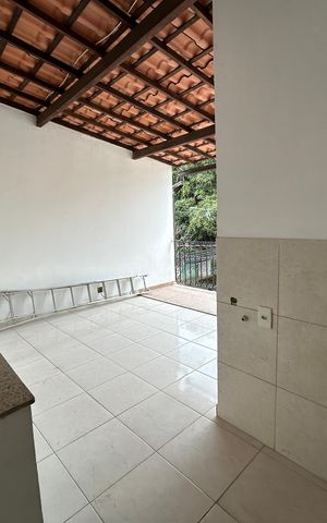 Casa à venda com 121m², 3 quartos e 2 vagasÁrea de Serviço